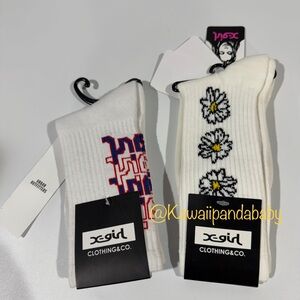 New with Tags (Set of 2) X-Girl Clothing White Daisy & Logo Women’s Crew Socks